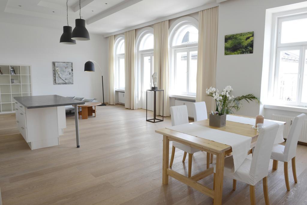 Apartment Am Traunsee Gmunden Rom bilde